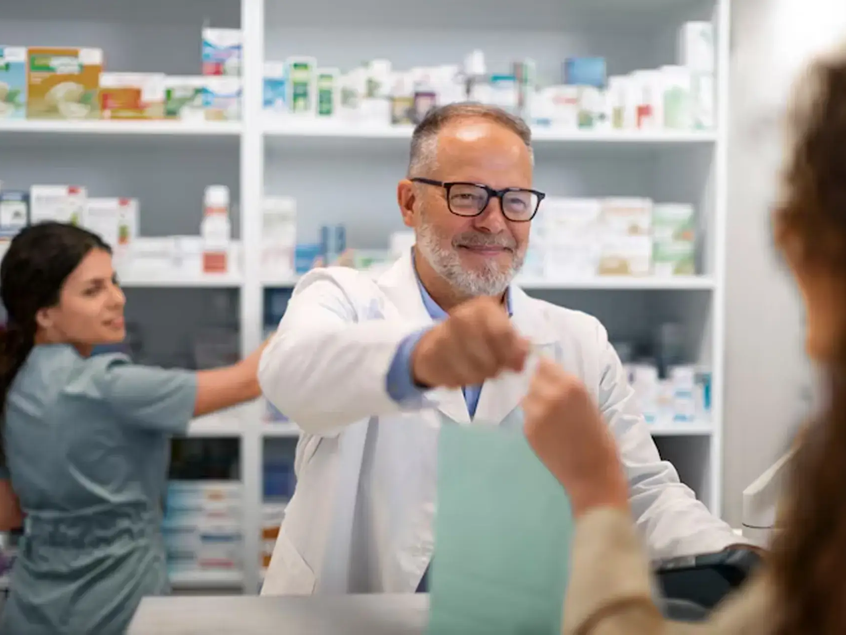 Brindes personalizados para Dia do Farmacêutico e ações corporativas da área farmacêutica da LCM Brindes