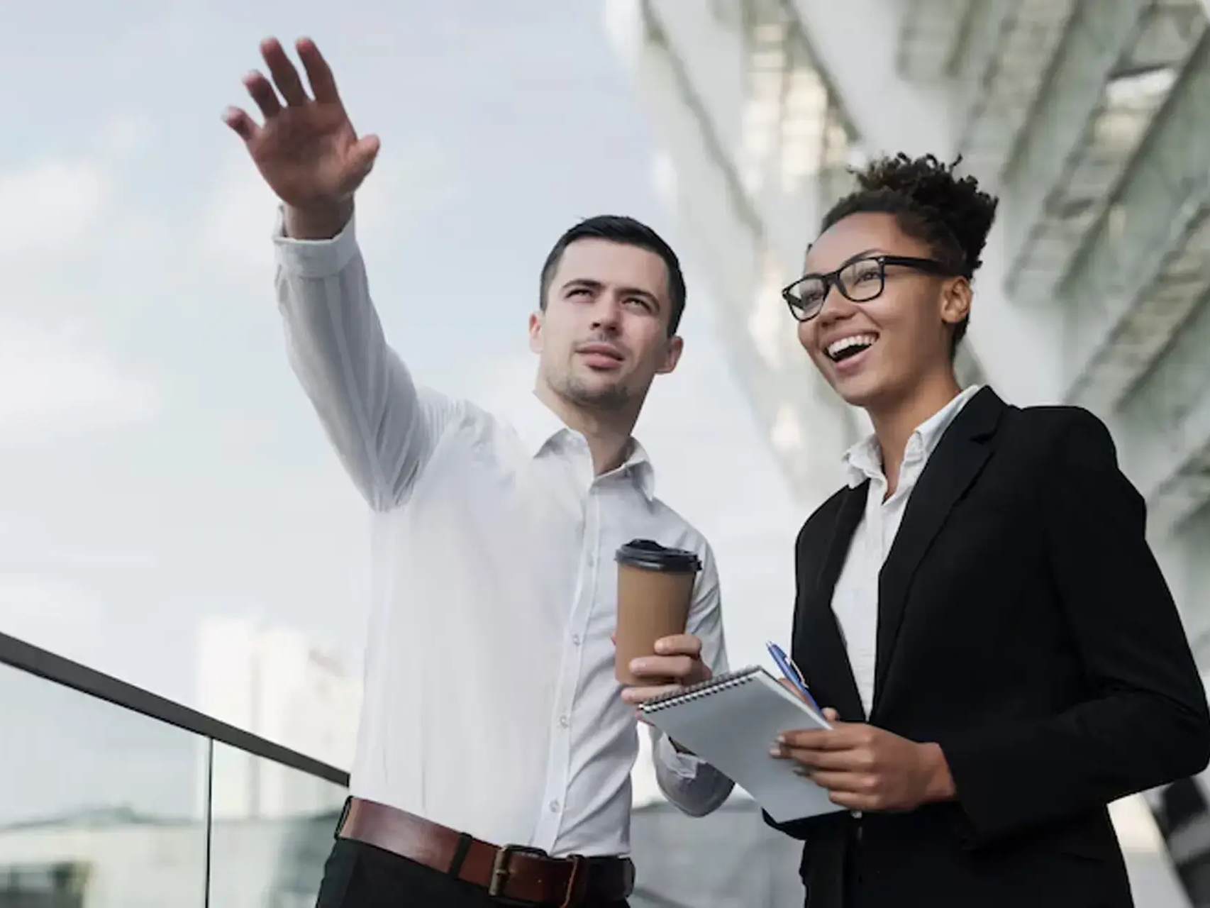 Brindes personalizados para novos negócios, prospecção comercial e ações corporativas da LCM Brindes